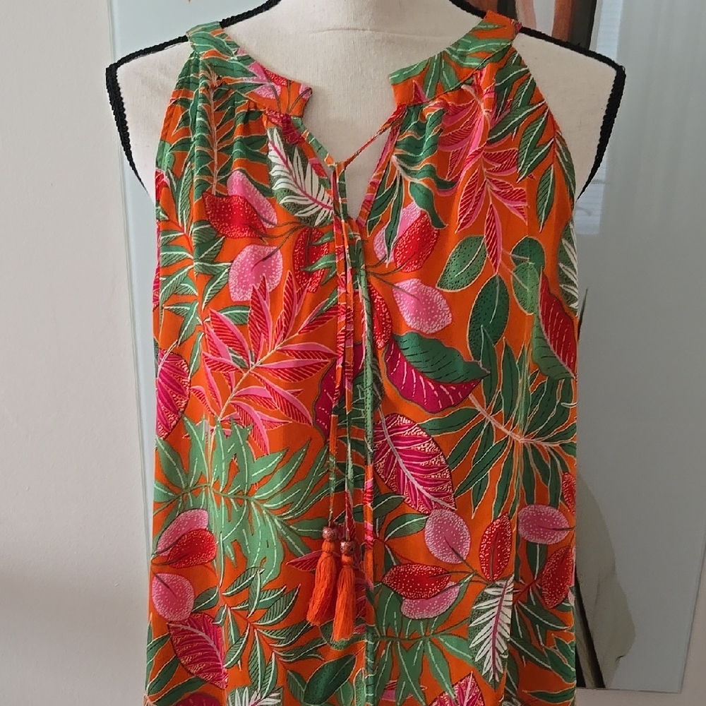 Tropical Print Sleeveless Top